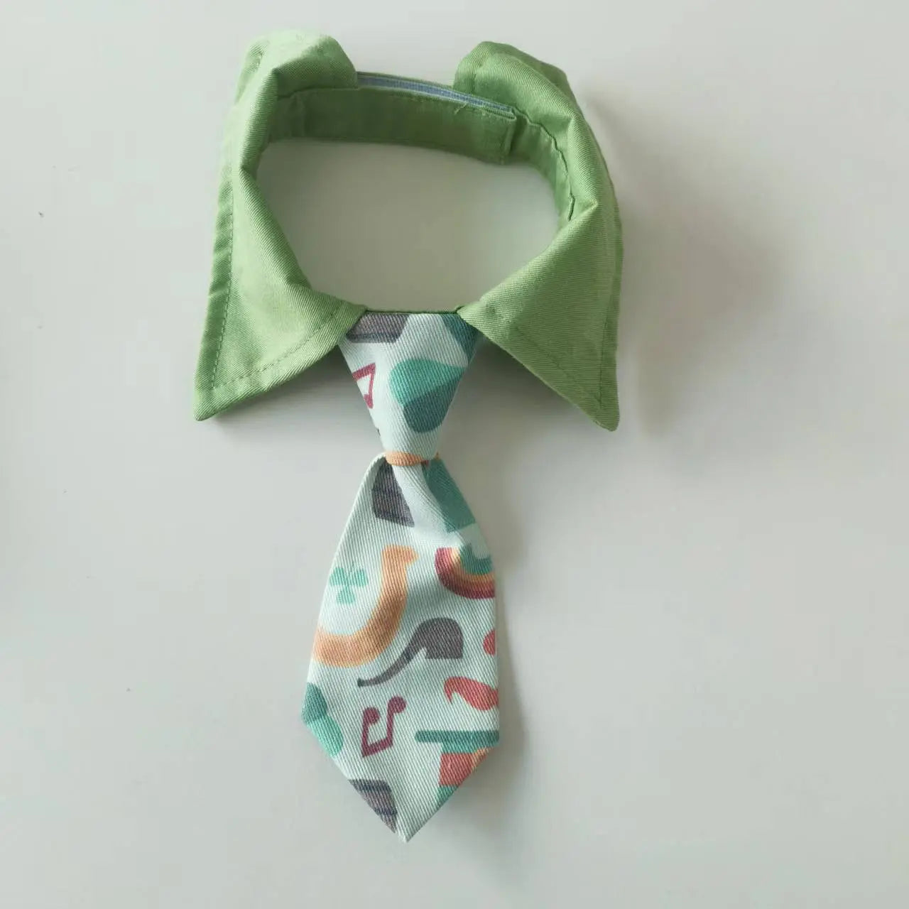 Striped Pet Collar and Bow Tie Set – Adjustable Neck Scarf Bib Grooming Accessory for Cats and Dogs