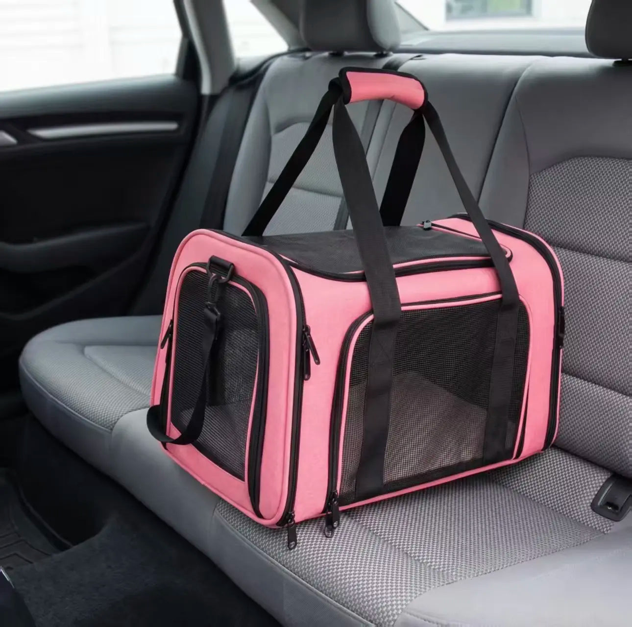 Premium Portable Pet Carrier for Large Cats and Small Dogs, Airline-Approved Soft Travel Bag with Breathable Mesh, Foldable Design for Outdoor, Car, and Airplane Use