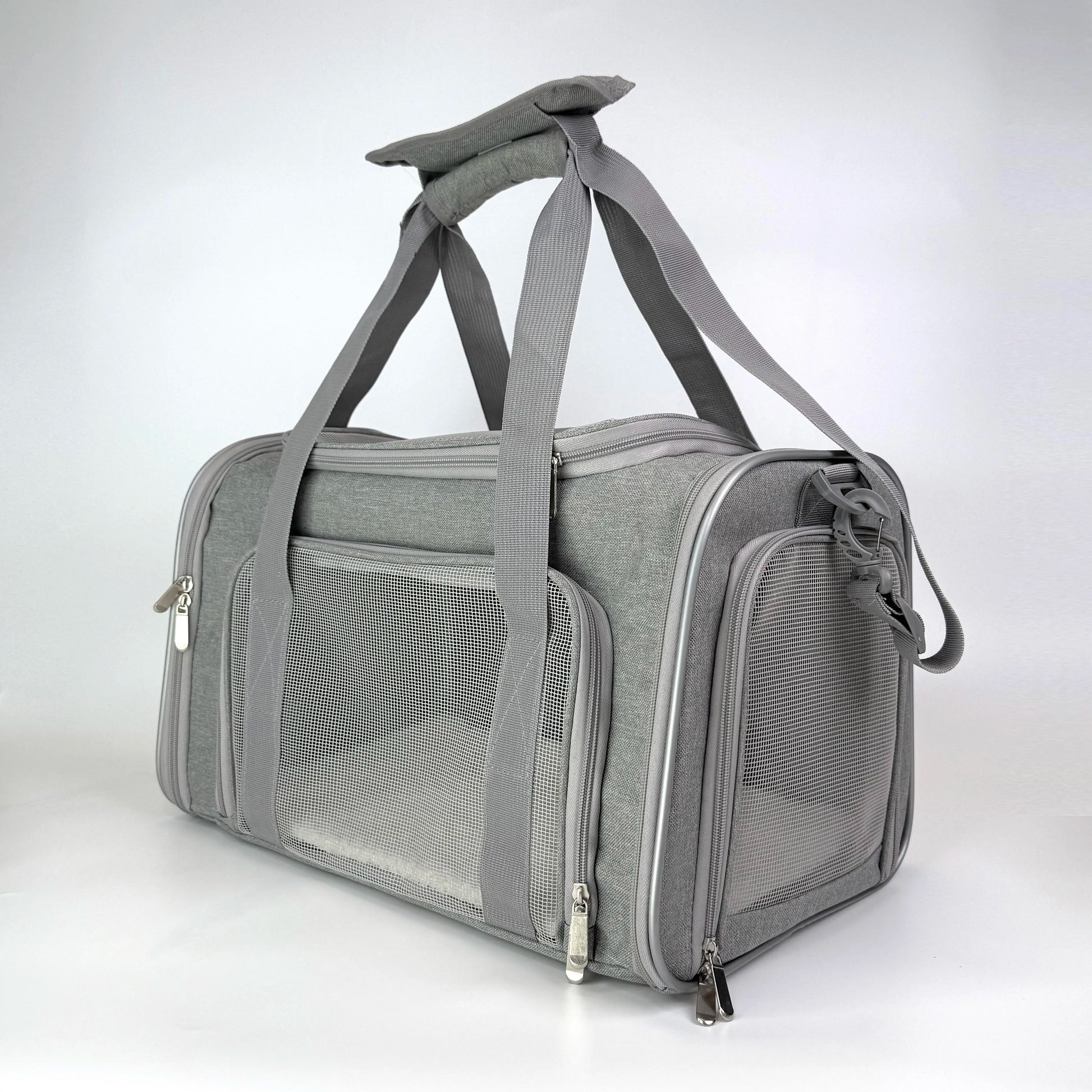 Premium Portable Pet Carrier for Large Cats and Small Dogs, Airline-Approved Soft Travel Bag with Breathable Mesh, Foldable Design for Outdoor, Car, and Airplane Use