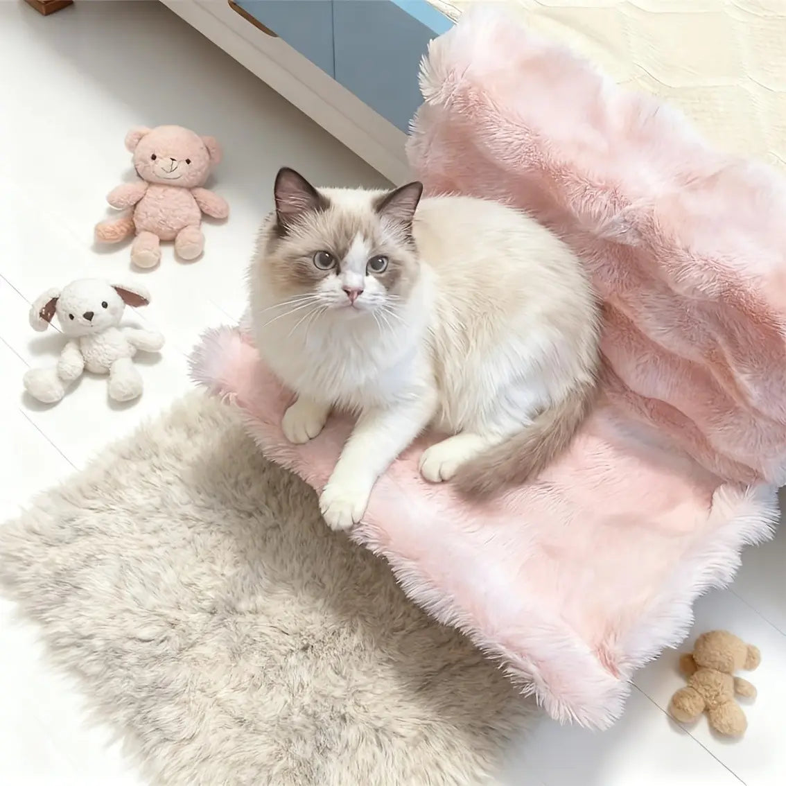 Premium Washable Plush Pet Bedside Hammock - Wall-Mounted Soft Pad for Small Cats and Dogs, Ideal for Sofa, Bed, or Window, Portable and Easy to Clean